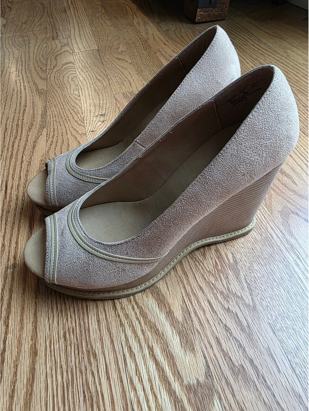 Apostrophe classic neutral
